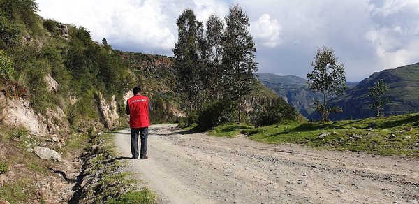 Advierten deficiencias en procedimientos de selección para mantenimiento de caminos en Cusco