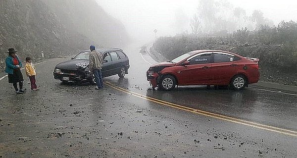 ​¿Lluvias excesivas?: Consejos para evitar un accidente