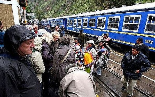 Tren a Machu Picchu volverá a salir de las estaciones de San Pedro y Poroy