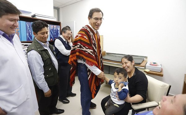 Presidente Vizcarra inspecciona servicios de salud en Machu Picchu (FOTOS)