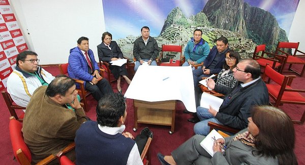 Inician reuniones de mesas técnicas de salud en Cusco