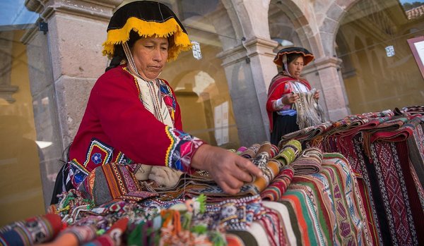 En Cusco inició el festival de tejido ancestral: 'Qori Maki' (FOTOS)