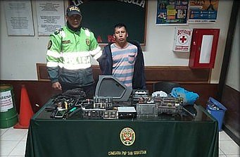 Policía desbarata banda de delincuentes y recupera autopartes robadas