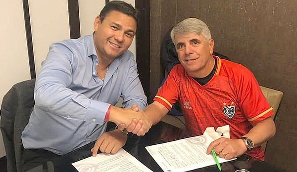 Marcelo Grioni ya firmó por Cienciano y se queda para la Primera División 2020 (FOTOS)